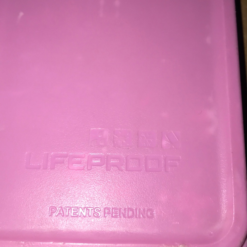 iPhone 4 LIFEPROOF CASE - Picture 3 of 3